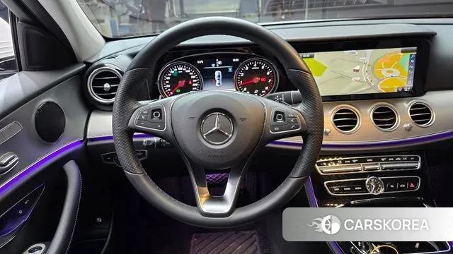 Mercedes-Benz E-Class W213 2018 Белый из Кореи, фото 4