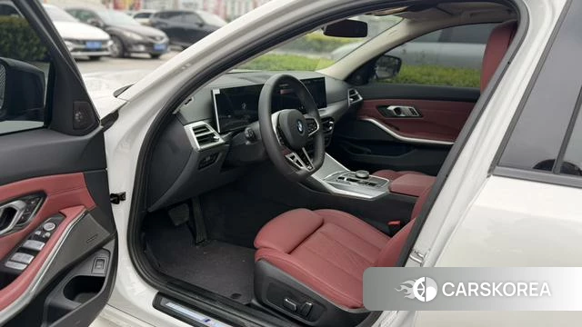 BMW 3 series 2025 Белый из Китая, фото 4