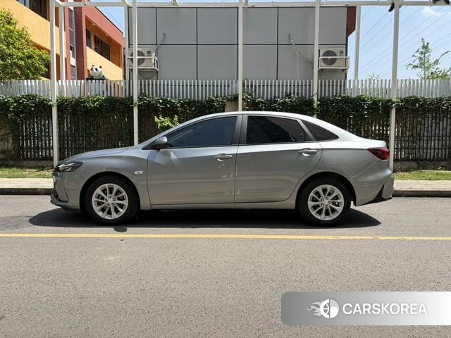 Chevrolet Cruze 2023 Серебристо-серый из Китая, фото 4
