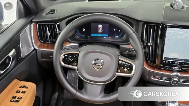 Volvo XC60 second Generation 2023 Серый из Кореи, фото 4