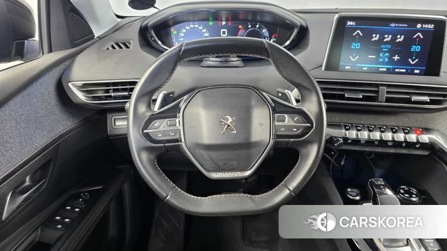 Peugeot 5008 second generation 2018 Черный из Кореи, фото 4
