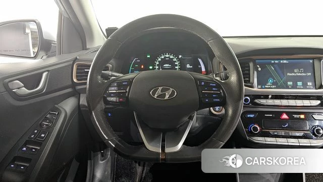 Hyundai Ionic Electric 2018 Серебристо-серый из Кореи, фото 4