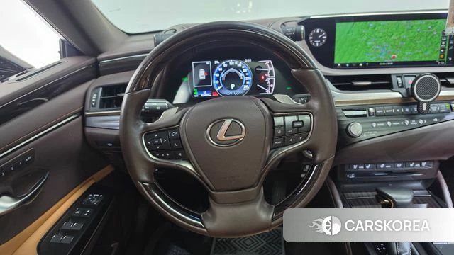 Lexus ES300h 7th generation 2021 Песочный из Кореи, фото 4