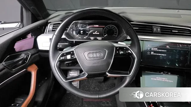 Audi e-Tron 2020 Белый из Кореи, фото 4