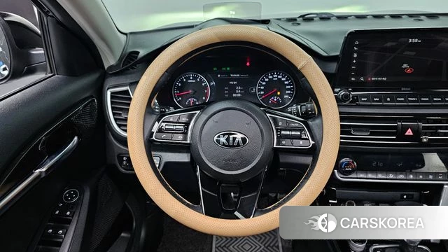 Kia Seltos 2021 Черный из Кореи, фото 4