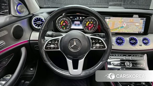 Mercedes-Benz E-Class W213 2019 Черный из Кореи, фото 4
