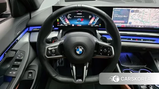 BMW 5 Series (G60) 2024 Черный из Кореи, фото 4