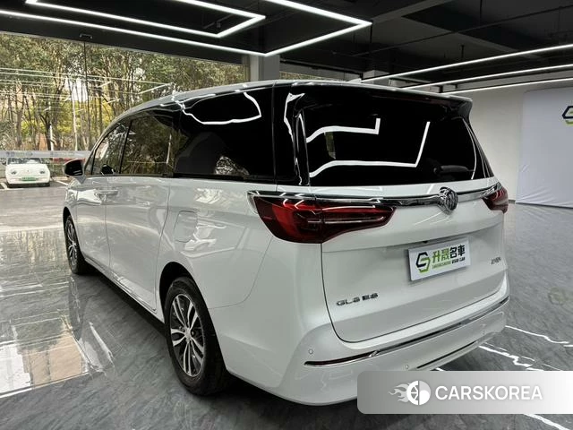 Buick GL8 2024 Белый из Китая, фото 4