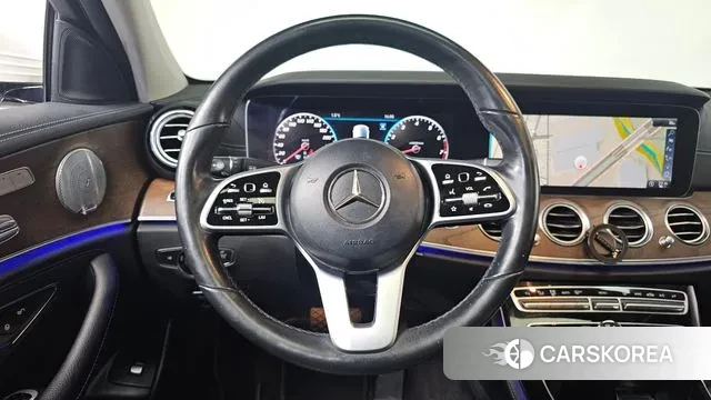 Mercedes-Benz E-Class W213 2018 Белый из Кореи, фото 4