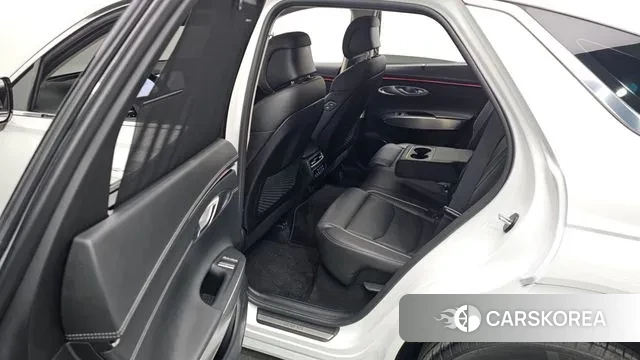 Genesis GV70 2024 Белый из Кореи, фото 4