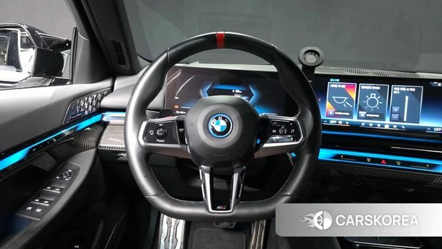 BMW i5 (G60) 2023 Белый из Кореи, фото 4