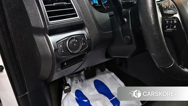 Ford Explorer 2018 Белый из Кореи, фото 4