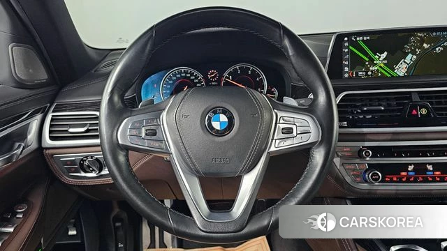 BMW 7 Series (G11) 2018 Белый из Кореи, фото 4