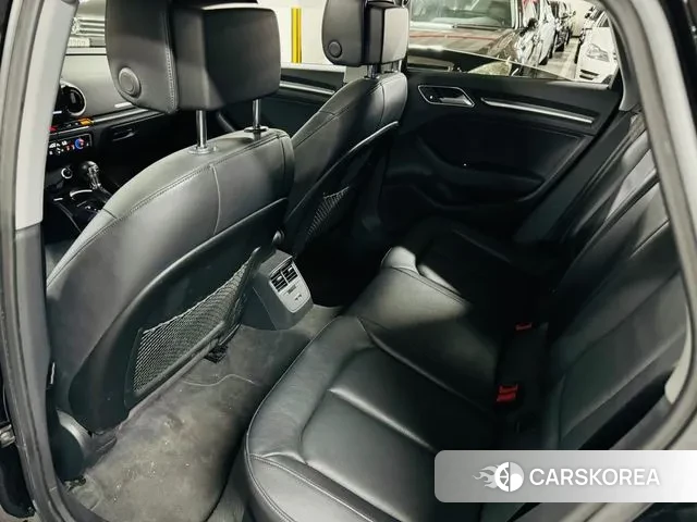 Audi New A3 2018 Черный из Кореи, фото 4