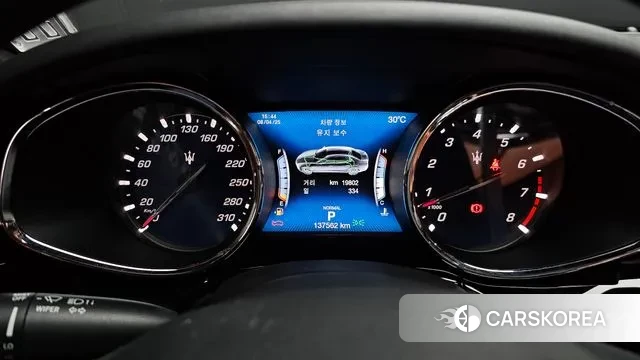 Maserati Quattroporte 2019 Белый из Кореи, фото 4