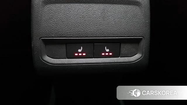 Volkswagen 7th Generation of Jetta 2023 Красный из Кореи, фото 4