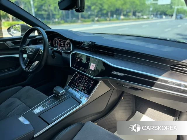 Audi A6L 2023 Черный из Китая, фото 4