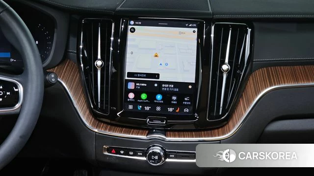 Volvo XC60 second Generation 2023 Серый из Кореи, фото 4