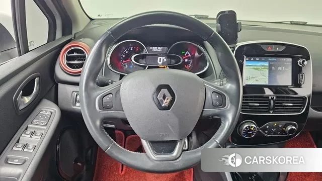 Renault Korea (Samsung) Clio 2019 Белый из Кореи, фото 4