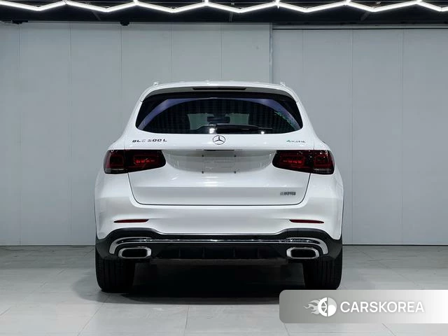 Mercedes-Benz GLC 2023 Белый из Китая, фото 4