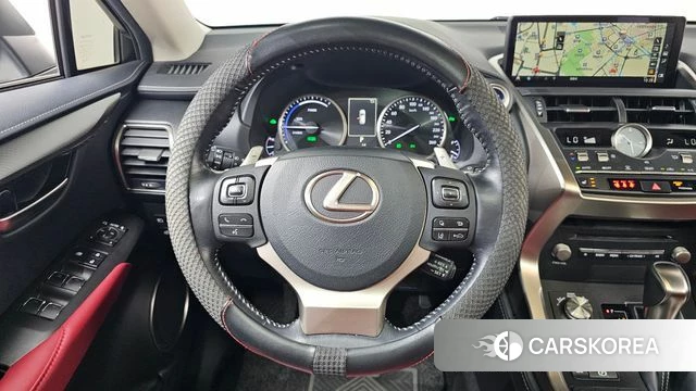 Lexus NX300h 2019 Белый из Кореи, фото 4