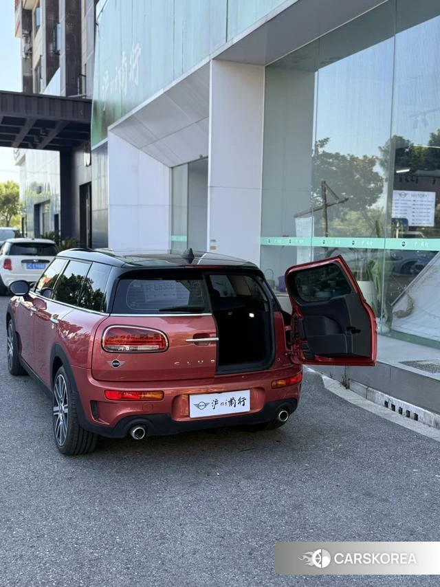 MINI CLUBMAN 2022 Красный из Китая, фото 4
