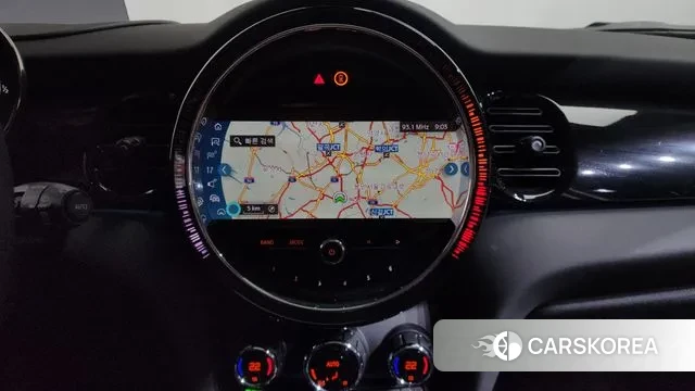 Mini Cooper S 2022 Жемчужный цвет из Кореи, фото 4