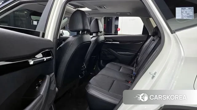 Kia Seltos 2022 Белый из Кореи, фото 4