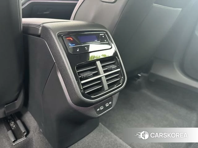 Volkswagen Passat 2024 Другой из Китая, фото 4