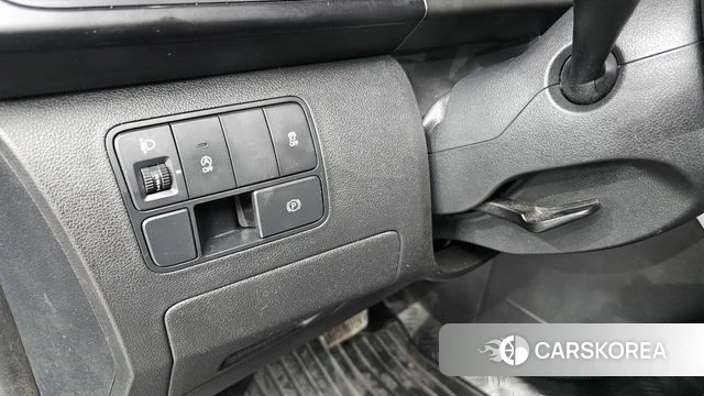 Hyundai Staria 2022 Серебряный из Кореи, фото 4