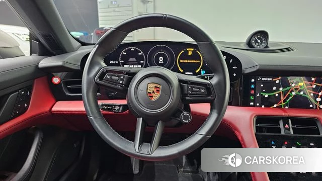 Porsche Taycan 2023 Серебристо-серый из Кореи, фото 4