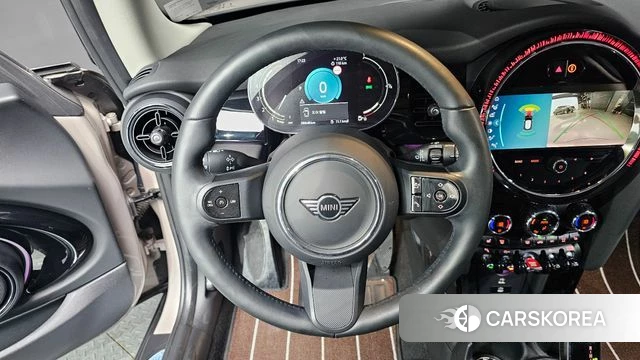 Mini Cooper 2023 Цвет тростника из Кореи, фото 4