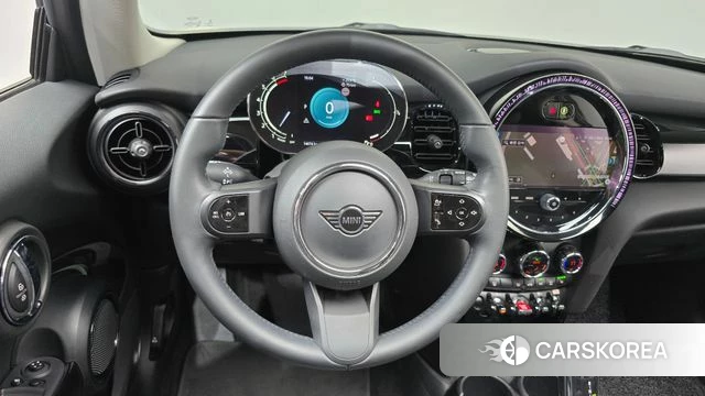 Mini Cooper 2021 Жемчужный цвет из Кореи, фото 4