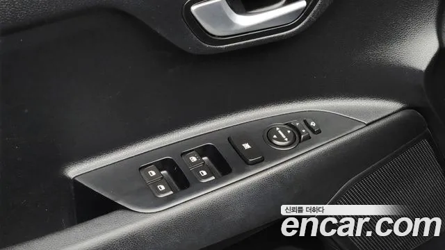 Kia Stonic id 2538293 из Кореи 4