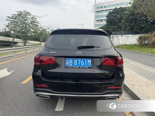 Mercedes-Benz GLC 2021 Черный из Китая, фото 4