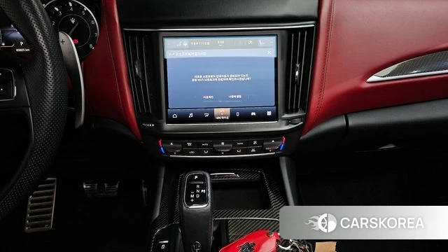 Maserati Levante 2022 Черный из Кореи, фото 4