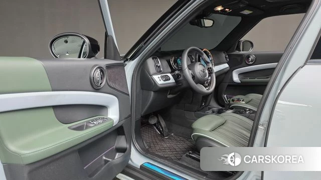 Mini Cooper Countryman 2022 Цвет галактики из Кореи, фото 4
