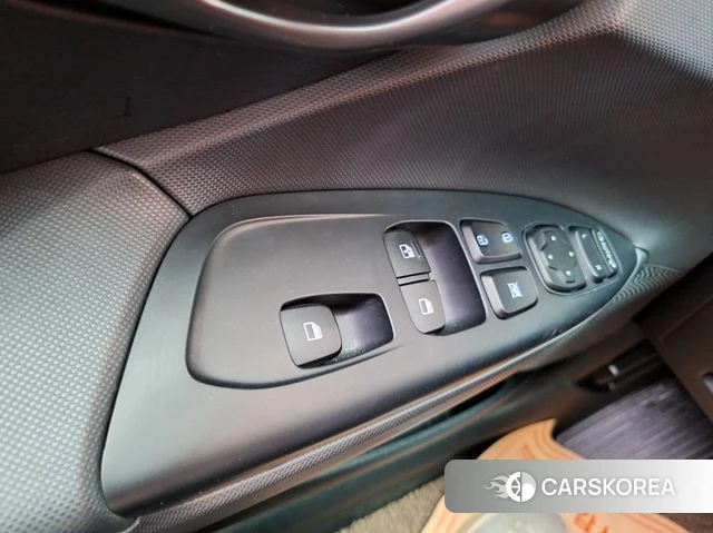 Hyundai Veloster (JS) 2018 Красный из Кореи, фото 4