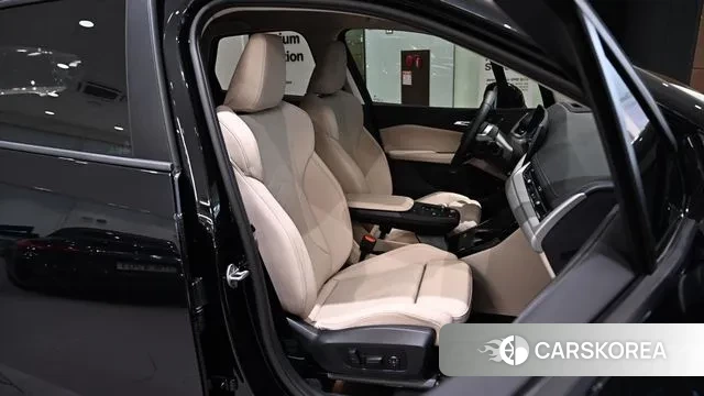 BMW 2 Series Active Tourer (U06) 2025 Черный из Кореи, фото 4