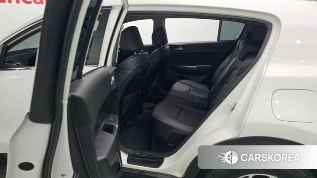 Kia Sportage The Bold 2021 Белый из Кореи, фото 4