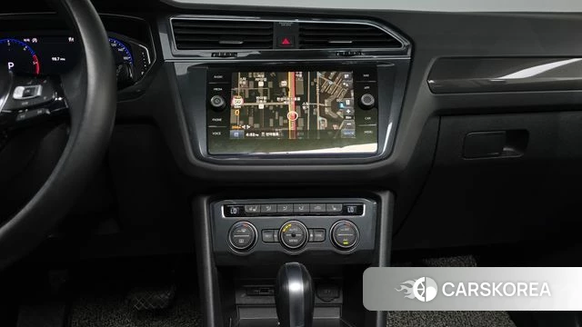 Volkswagen Tiguan second Generation 2020 Белый из Кореи, фото 4
