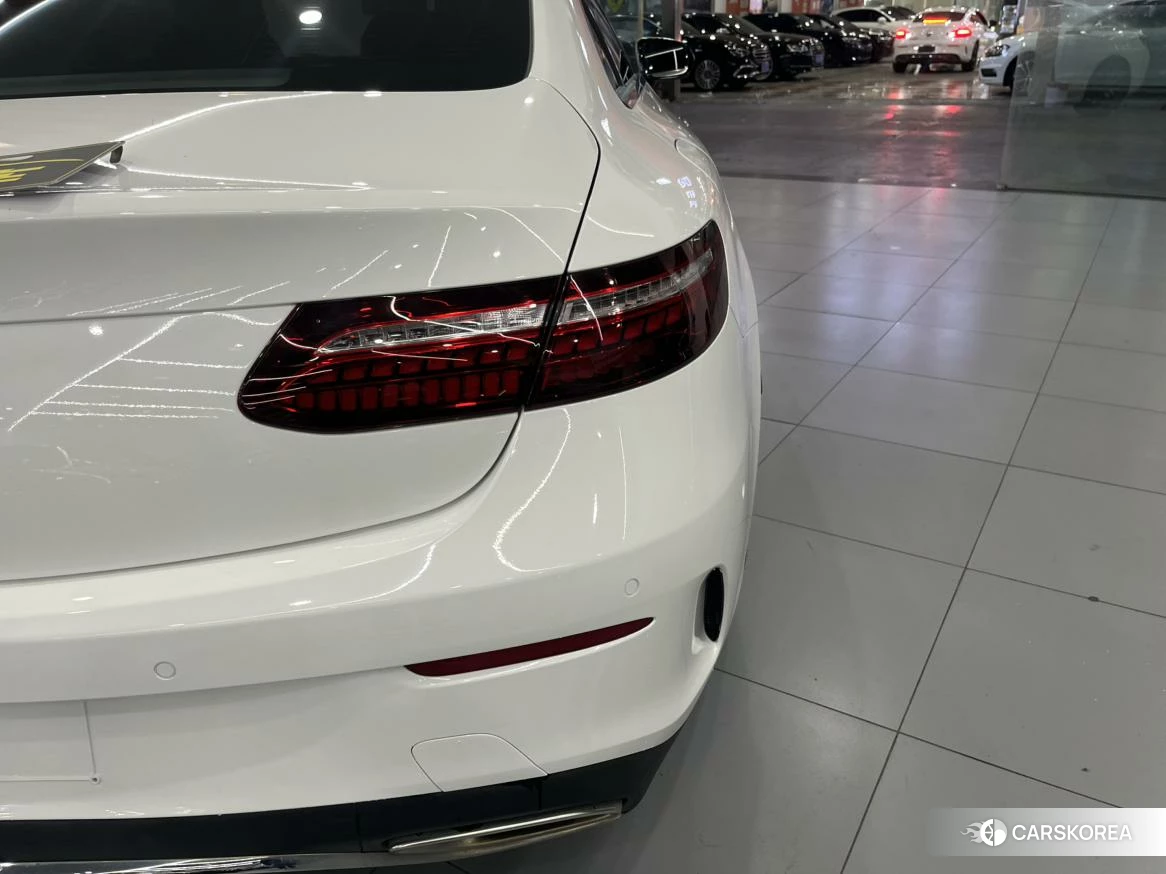 Mercedes-Benz E-class (imported) 2020 Белый из Китая, фото 4