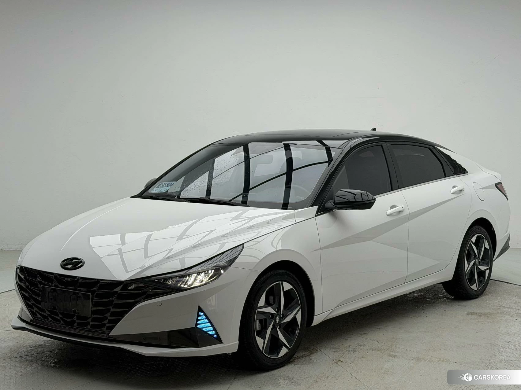Hyundai Elantra 2022 Белый из Китая, фото 4