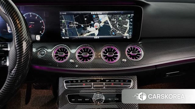 Mercedes-Benz E-Class W213 2018 Синий из Кореи, фото 4