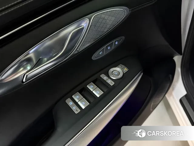 Genesis GV70 2022 Белый из Кореи, фото 4