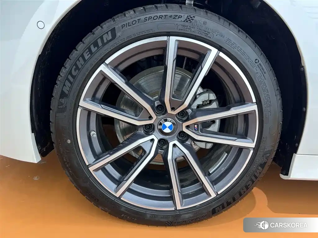BMW 3 series 2026 Белый из Китая, фото 4