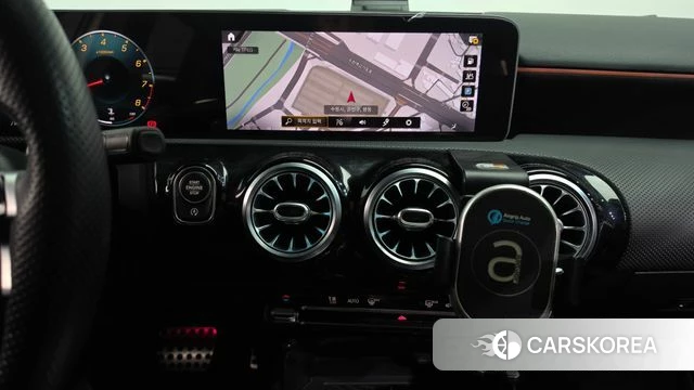 Mercedes-Benz A-Class W177 2020 Белый из Кореи, фото 4