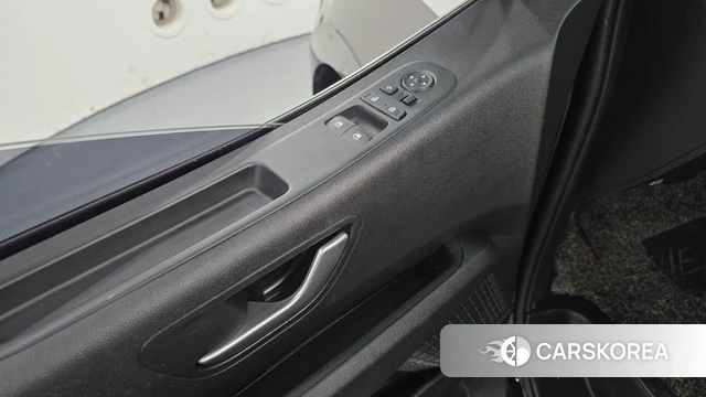 Hyundai Staria 2023 Черный из Кореи, фото 4