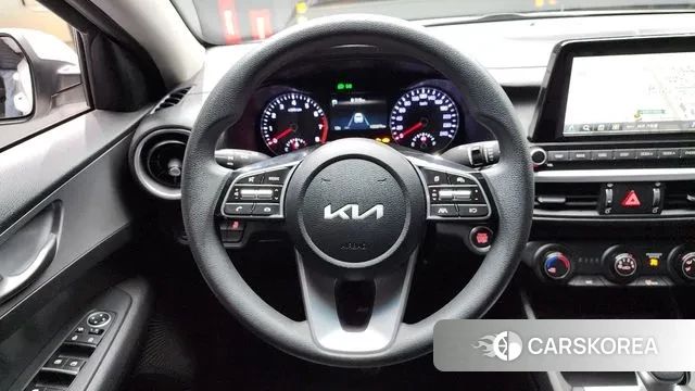 Kia The New K3 2nd generation 2021 Белый из Кореи, фото 4