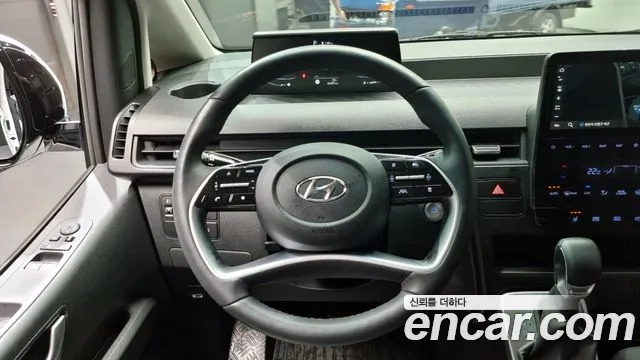 Hyundai Staria 2023 Белый из Кореи, фото 4